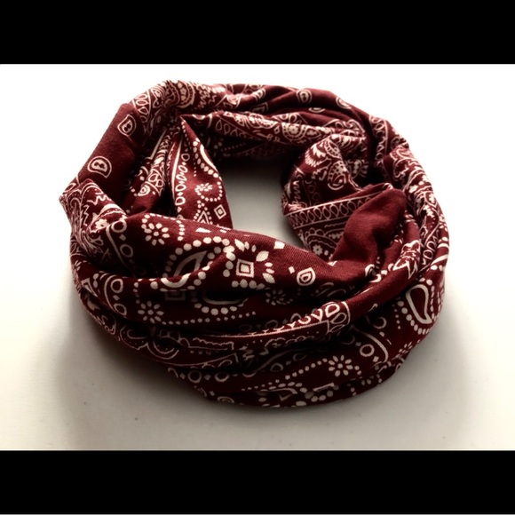 New Red Bandana Ponytail Beanie Headscarf Versatile Stretchy Hat - Picture 5 of 5